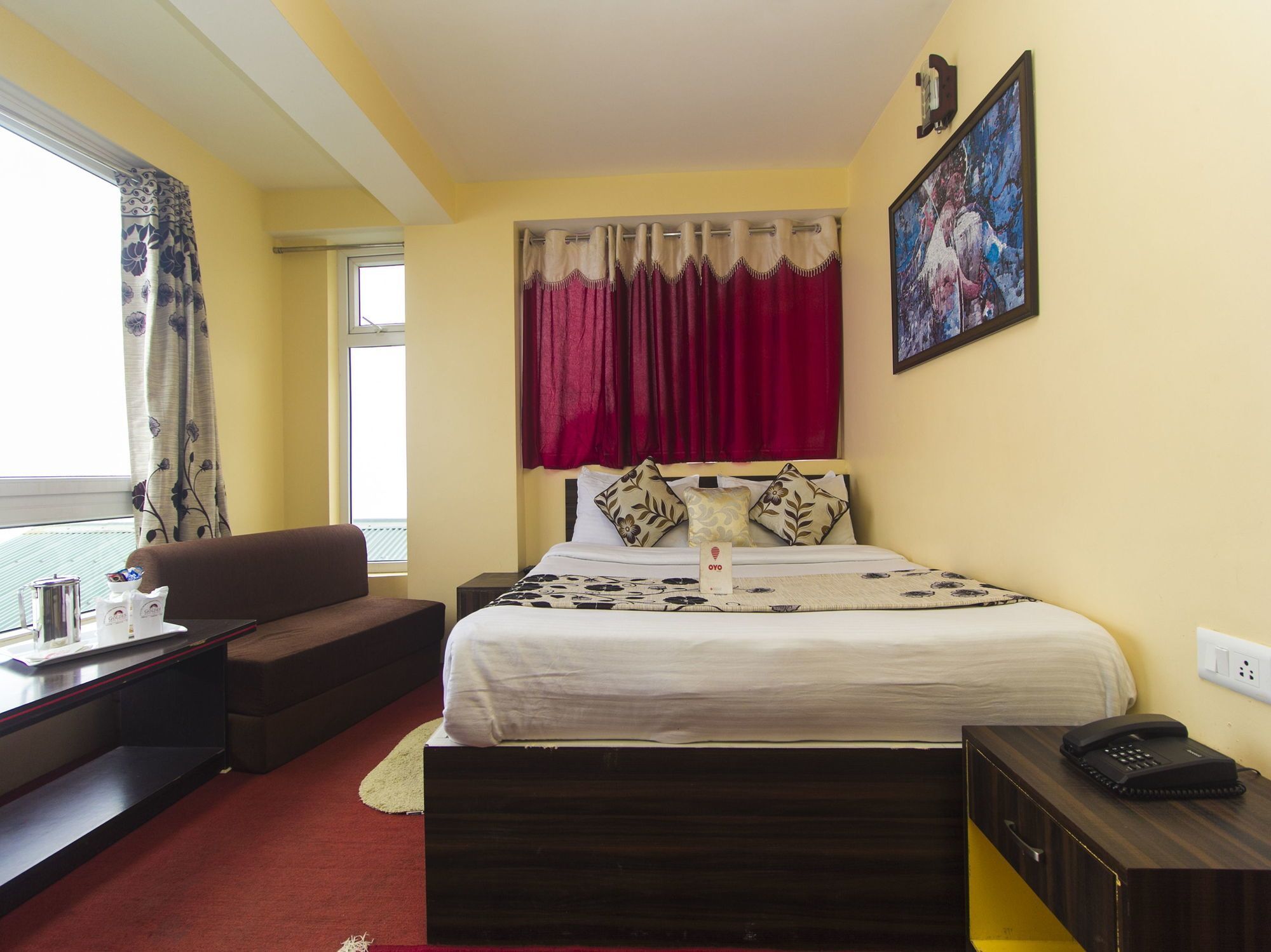 Oyo 4516 Golden Wind Horse Hotell Darjeeling  Exteriör bild