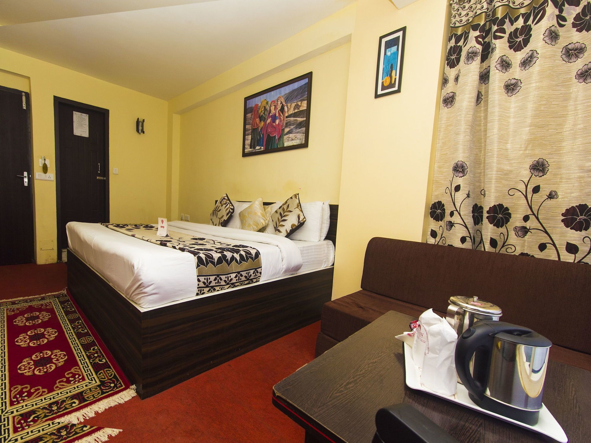 Oyo 4516 Golden Wind Horse Hotell Darjeeling  Exteriör bild